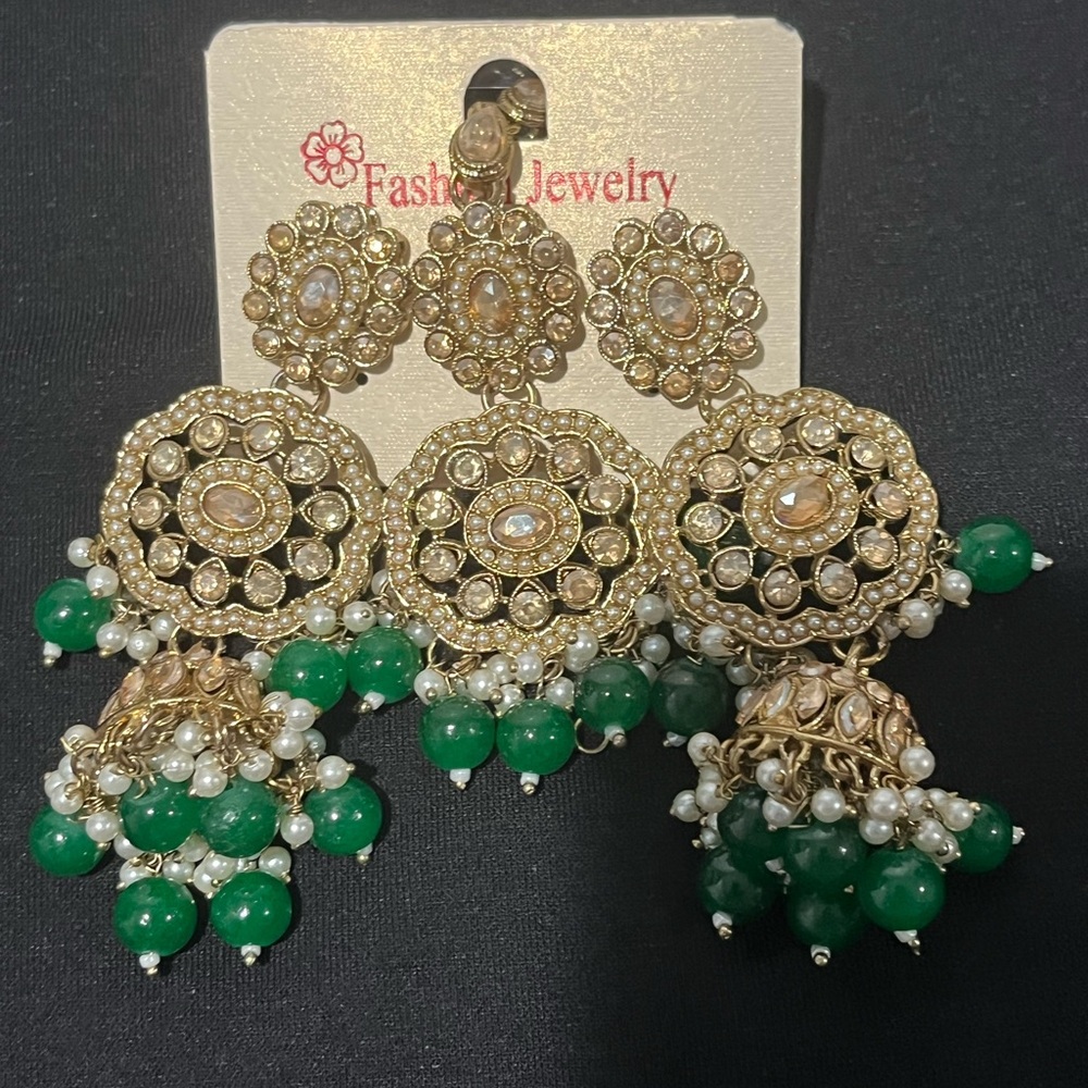 Traditional Indian earrings with tikka for women |long party wear Jumka earrings